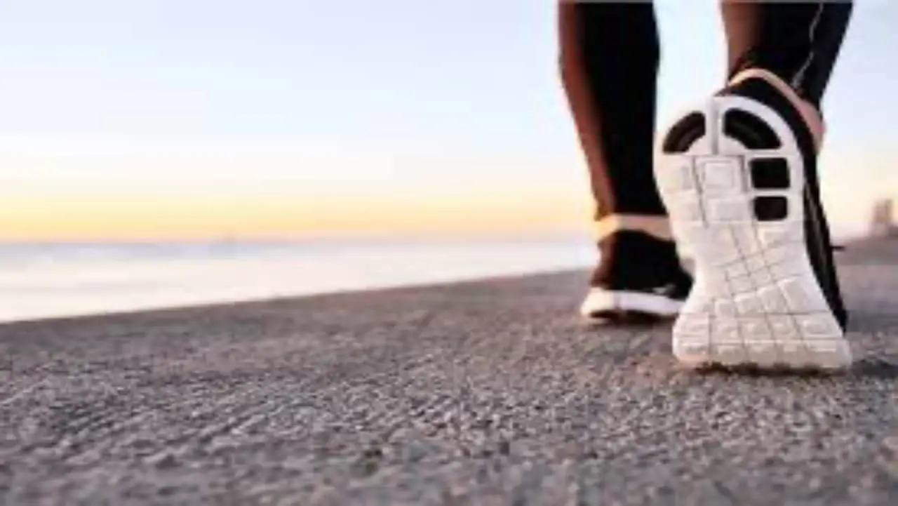 Camminare fa davvero bene? Tutti i consigli di un personal trainer Camminare fa davvero bene? Tutti i consigli di un personal trainer