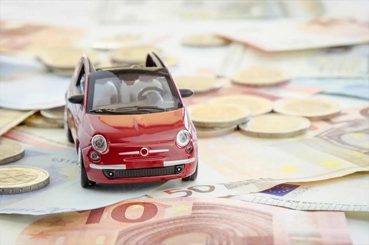 Bollo auto 2025: tutto ciò che occorre sapere per il rinnovo Immagine selezionata
