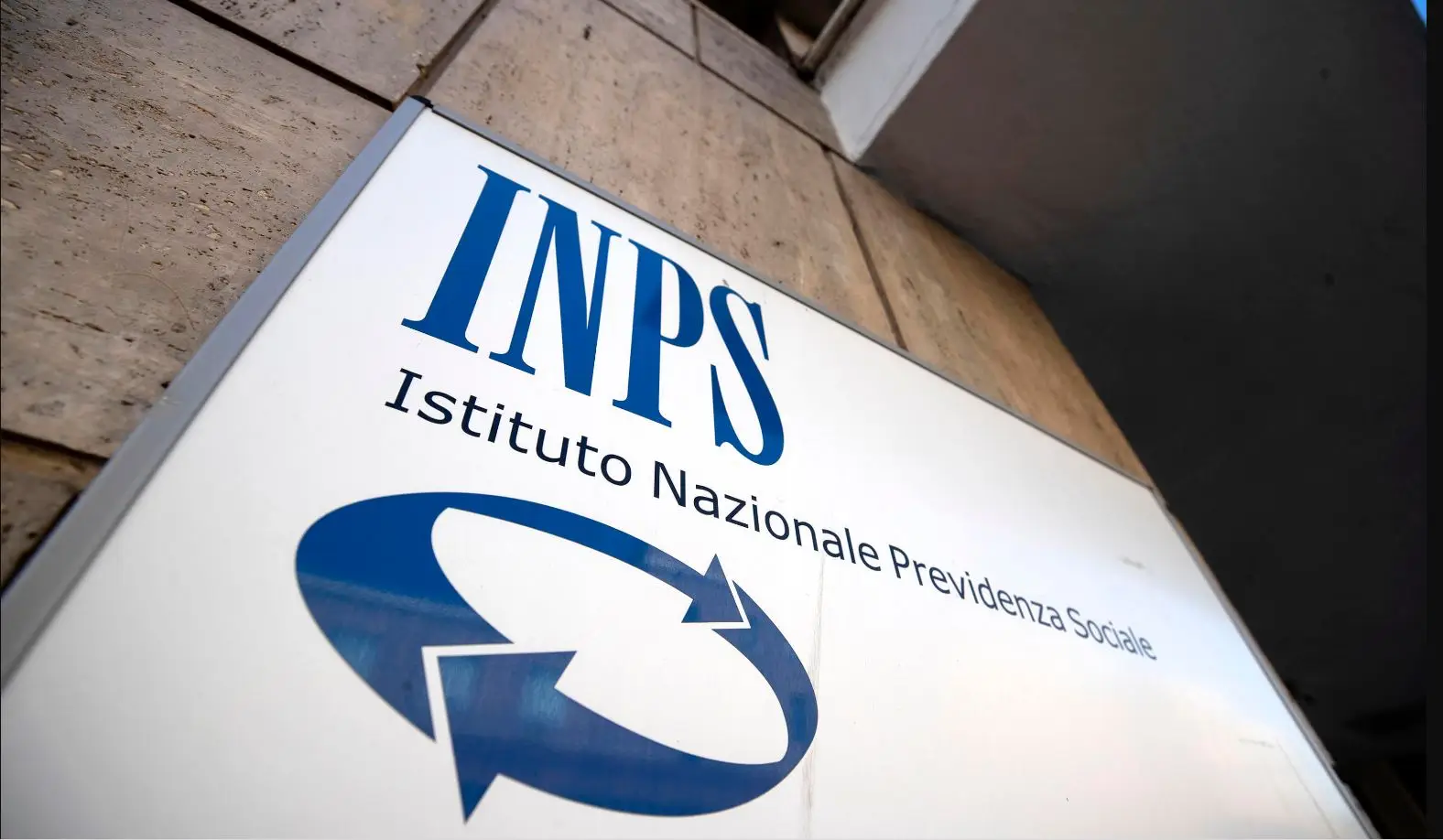 INPS: pagamento in arrivo, ecco come verificare se ti spetta e come richiederlo