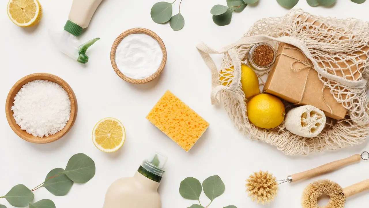 Detersivi naturali fai da te: ecco come prepararli con ingredienti semplici Immagine selezionata