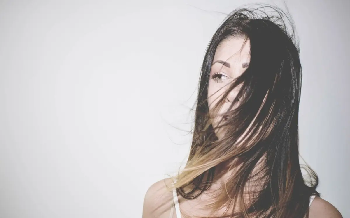 La detersione corretta per capelli più forti: i consigli del tricologo con 20 anni di esperienza La detersione corretta per capelli più forti: i consigli del tricologo con 20 anni di esperienza