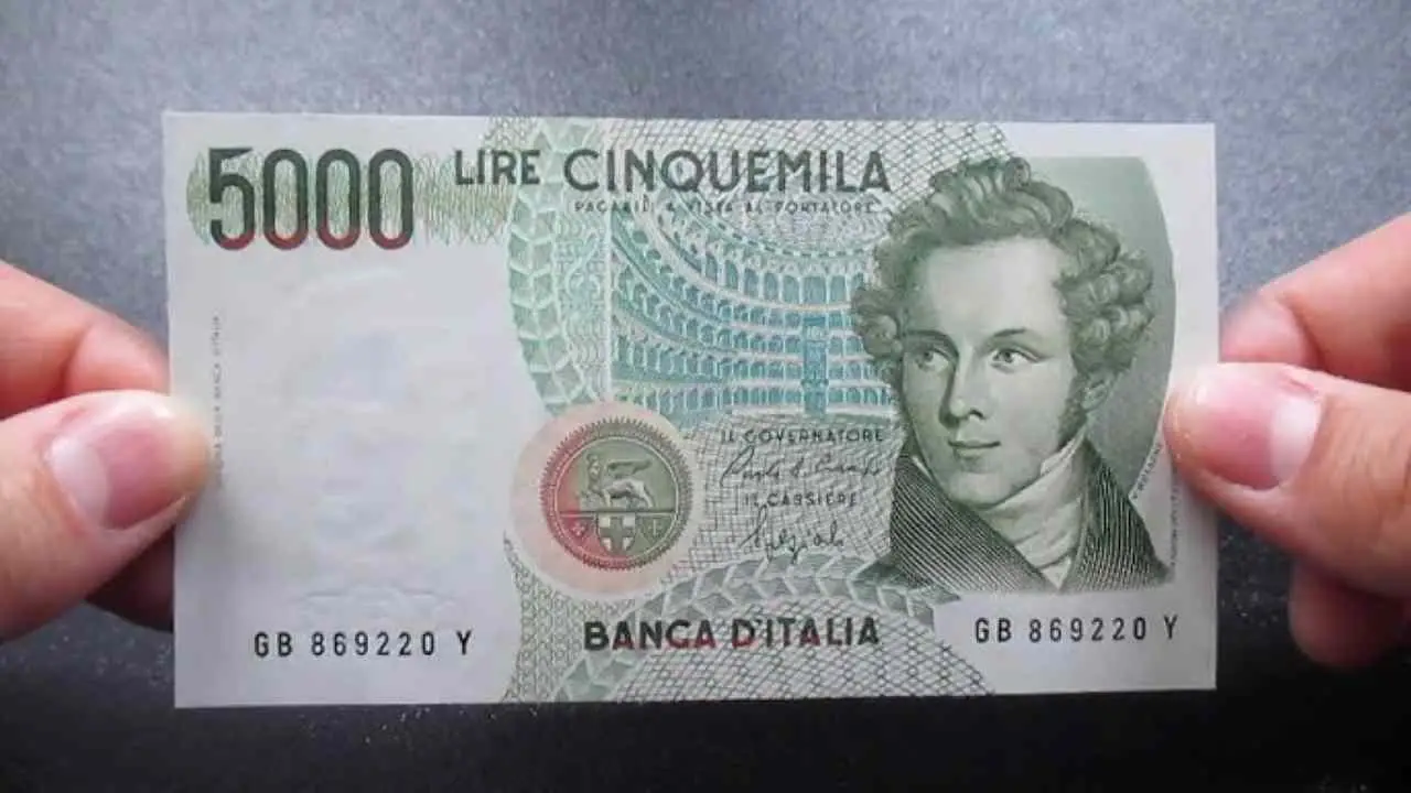 Astuzie per riconoscere una banconota rara: i dettagli da osservare prima di vendere Astuzie per riconoscere una banconota rara: i dettagli da osservare prima di vendere