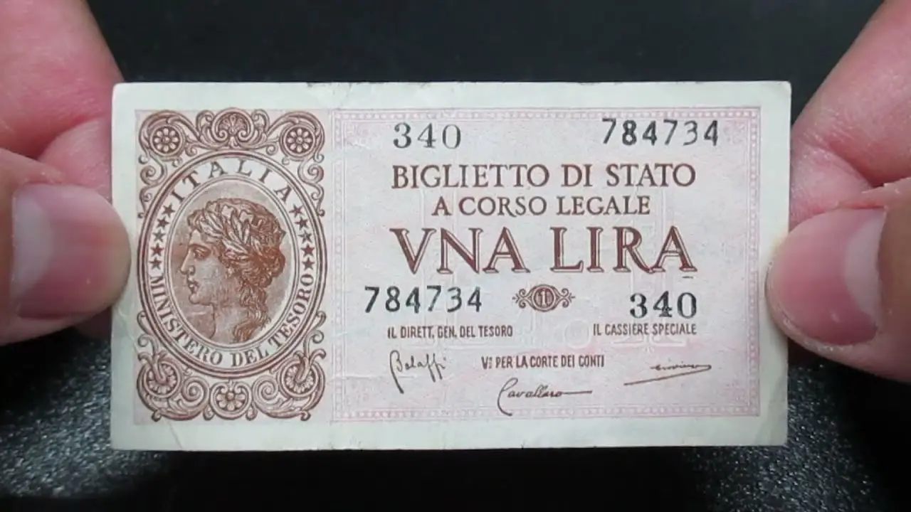 Astuzie per riconoscere una banconota rara: i dettagli da osservare prima di vendere SC - Lente d’ingrandimento su dettaglio banconota