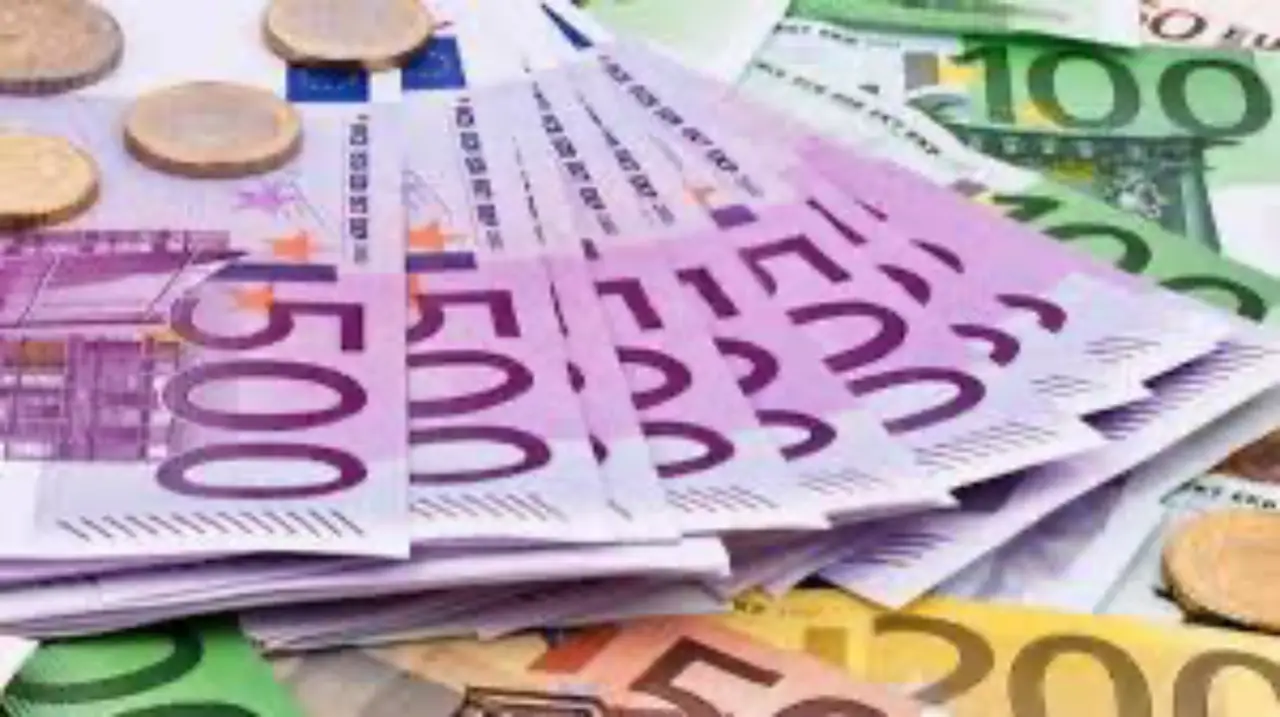Come distinguere una banconota autentica dalle imitazioni: guida ufficiale SC - Lente d’ingrandimento su banconota