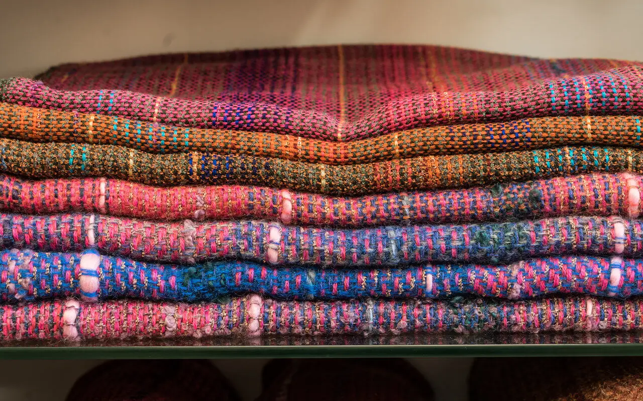 Quali coperte lavare e conservare a giugno: il metodo per farle durare consigliato dalla lavanderia Quali coperte lavare e conservare a giugno: il metodo per farle durare consigliato dalla lavanderia