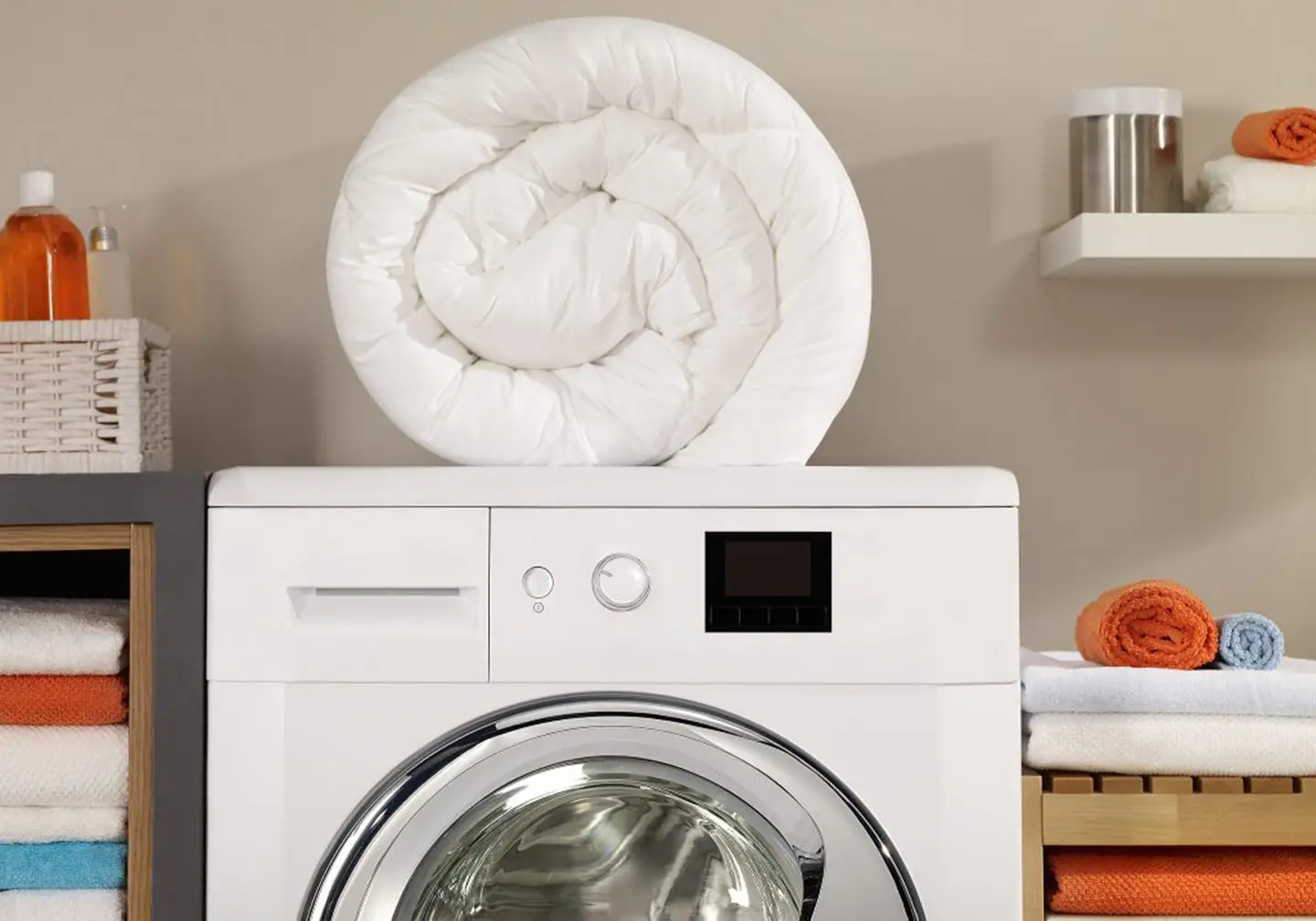 Il segreto per lavare le coperte in estate: il metodo consigliato dalla lavanderia per giugno Il segreto per lavare le coperte in estate: il metodo consigliato dalla lavanderia per giugno