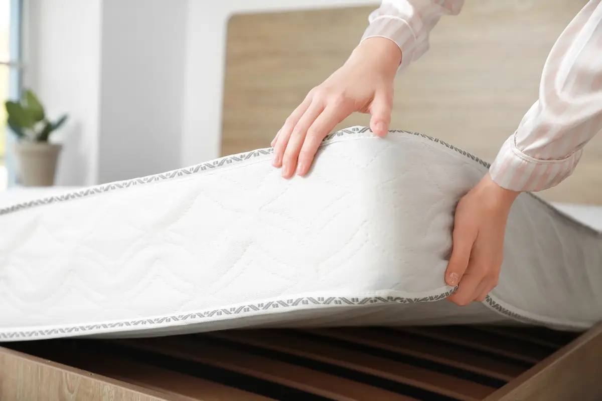 Il segreto per avere un materasso senza acari: il metodo naturale raccomandato dagli allergologi Il segreto per avere un materasso senza acari: il metodo naturale raccomandato dagli allergologi